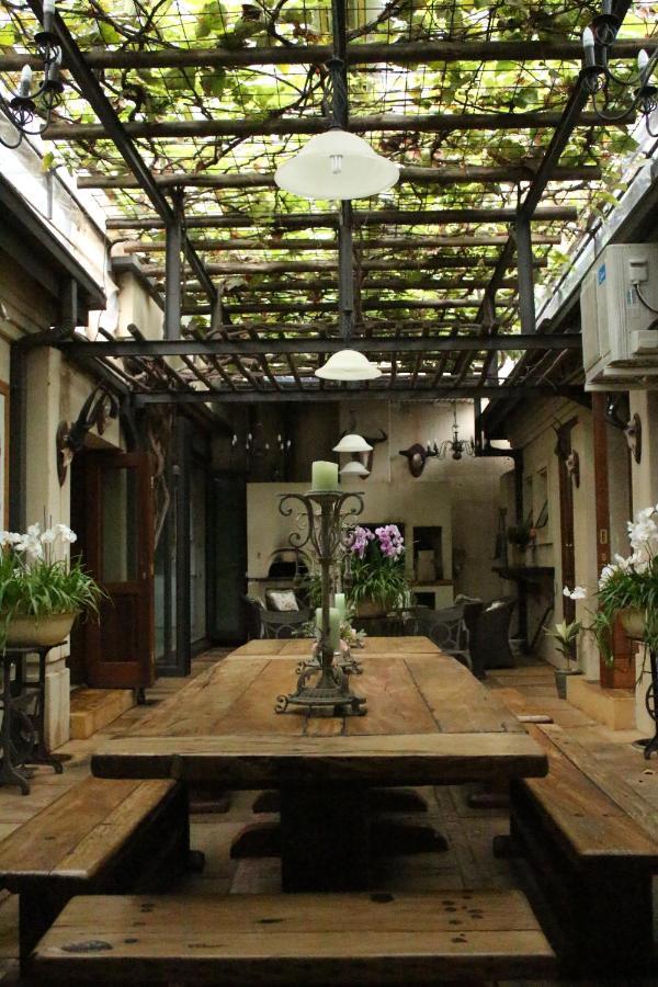 Mountain Rose Guesthouse หลุยส์ทริคาร์ดท์ ภายนอก รูปภาพ