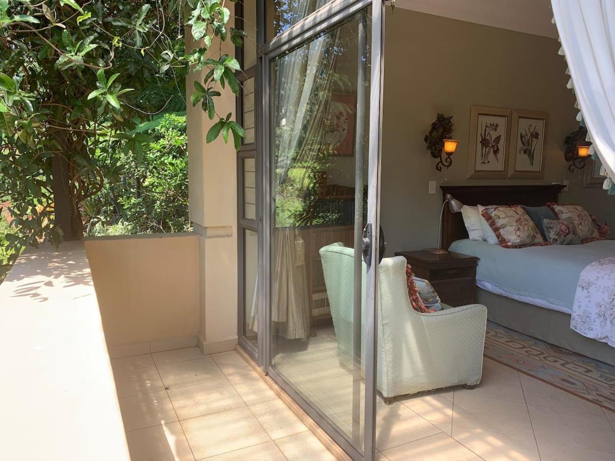 Mountain Rose Guesthouse หลุยส์ทริคาร์ดท์ ภายนอก รูปภาพ